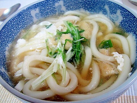 主婦のランチ～油揚げと水菜のおうどん